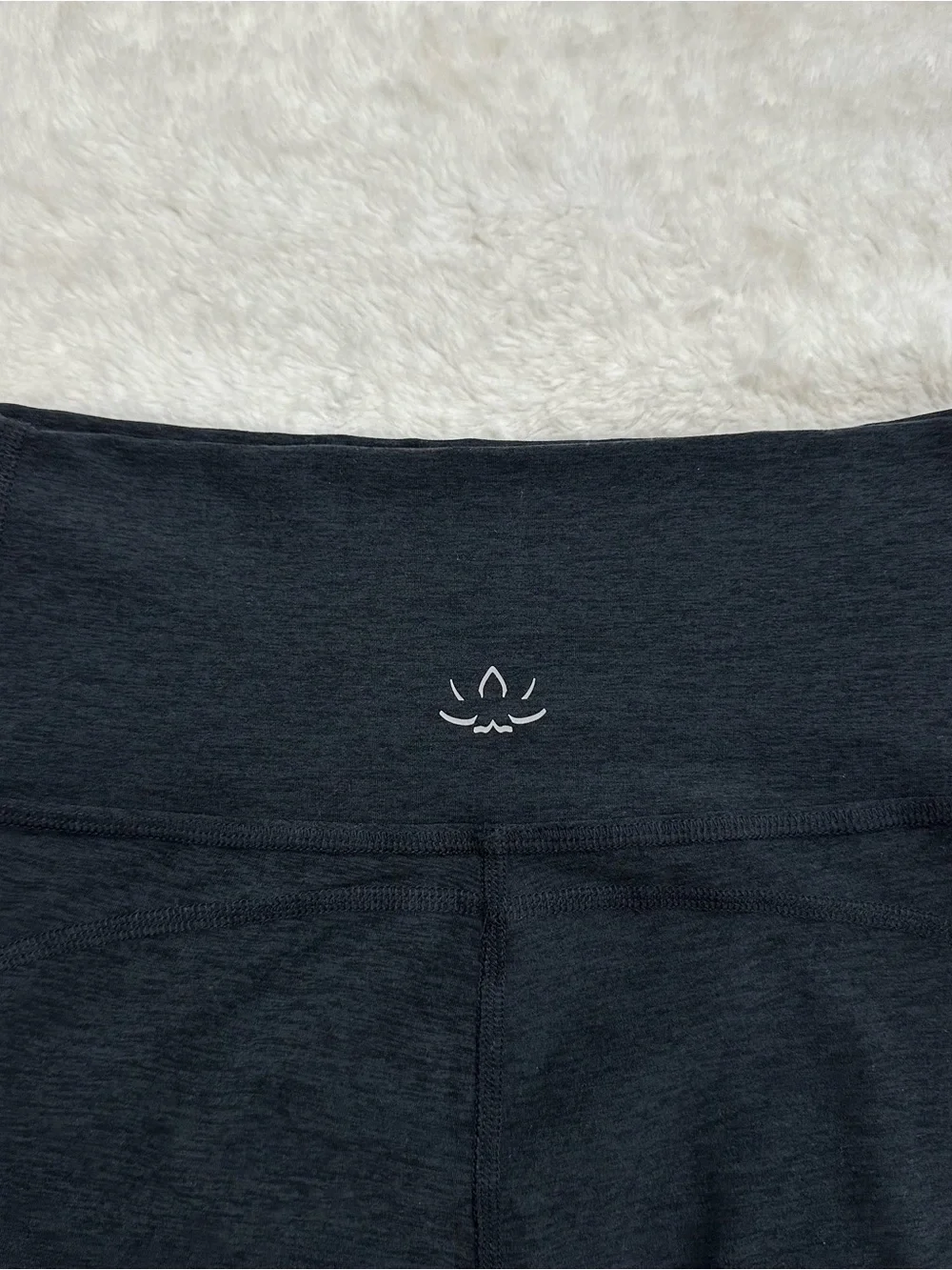 Beyond Yoga Spacedye All Day Flare High Waisted Leggings Blue Medium - Picture 3 of 11